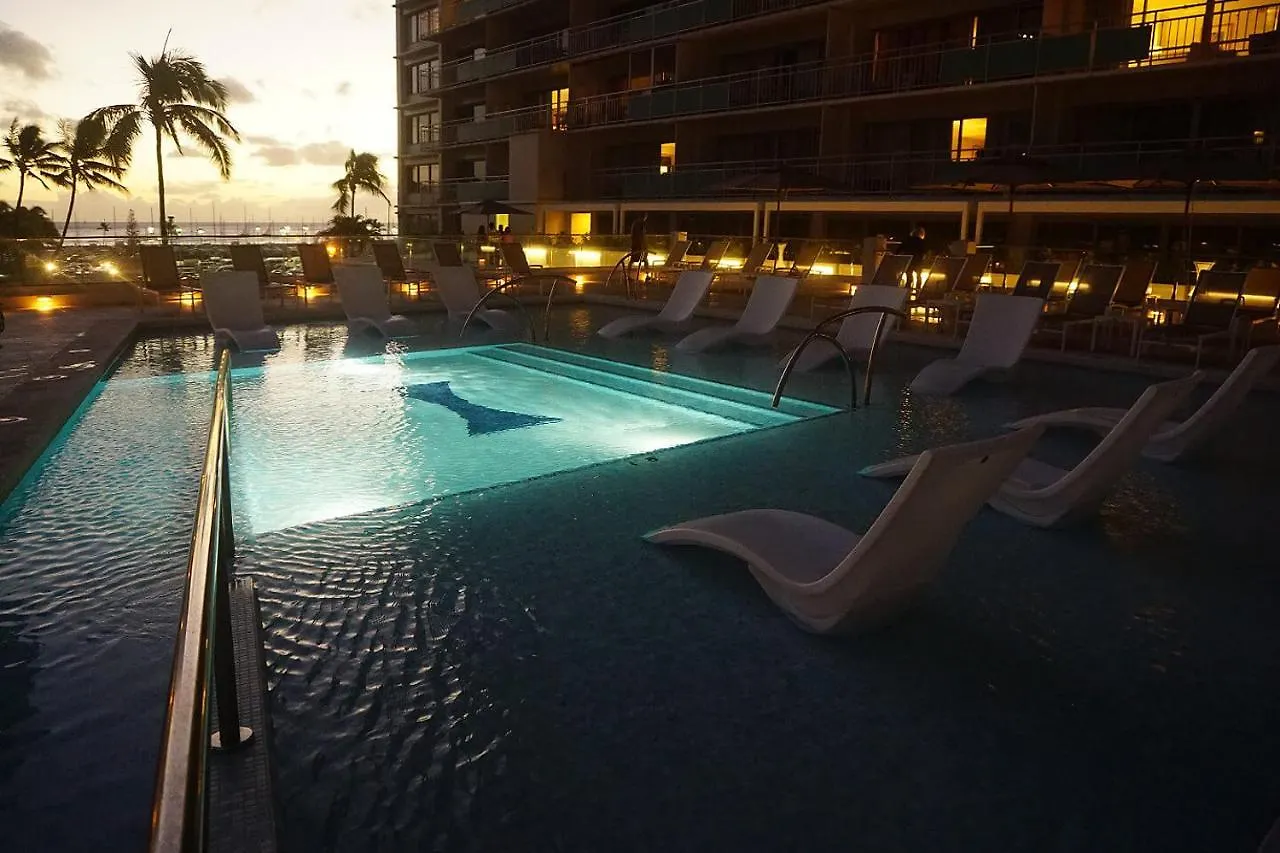 Aparthotel @ Marbella Lane Executive Suite, Steps To Beach Honolulu